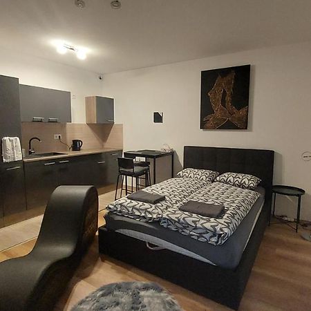 N&Z Apartman Close To The Downtown Apartment Budapest Bagian luar foto
