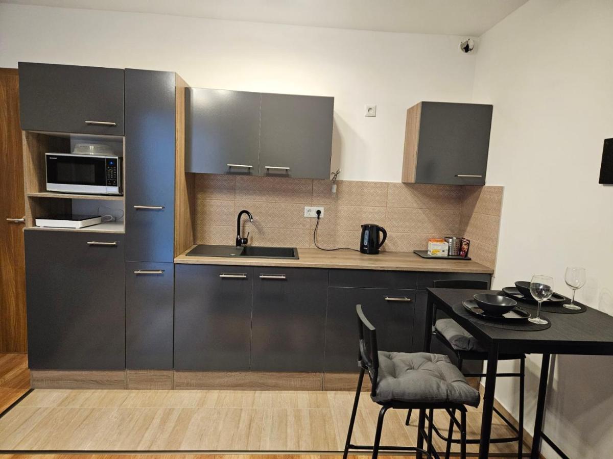 N&Z Apartman Close To The Downtown Apartment Budapest Bagian luar foto